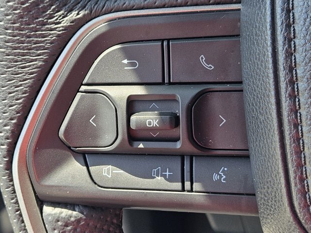 Used 2024 Toyota Tacoma TRD Off-Road AWD/4WD image 32