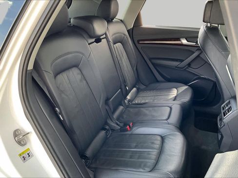 Used 2018 Audi Q5 2.0T Premium AWD/4WD image 18