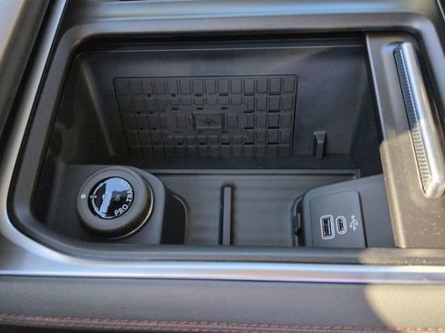 New 2025 Ford Expedition Max Active image 25