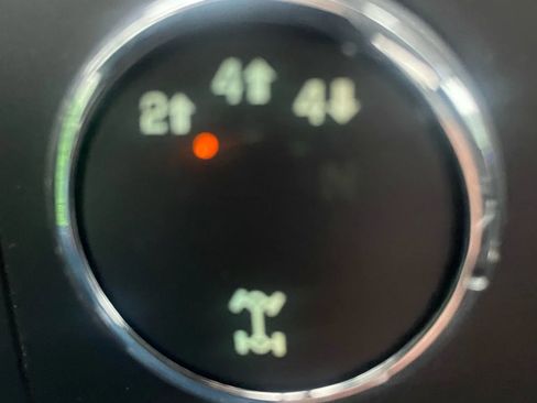 Used 2013 GMC Sierra 2500 SLE w/ SLE Preferred Package image 11