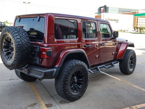 Used 2021 Jeep Wrangler Unlimited Rubicon AWD/4WD image 5