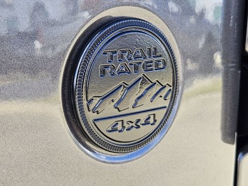 Used 2021 Jeep Wrangler Unlimited Sahara image 15