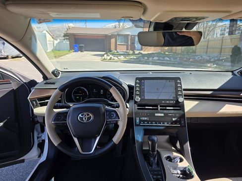 Used 2020 Toyota Avalon Limited w/ Advanced Safety Package image 11