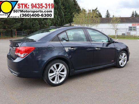 Used 2015 Chevrolet Cruze LTZ w/ Sun, Sound and Sport Package FWD image 8