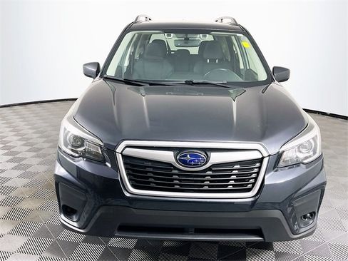 Used 2019 Subaru Forester Premium w/ All-Weather Package image 3