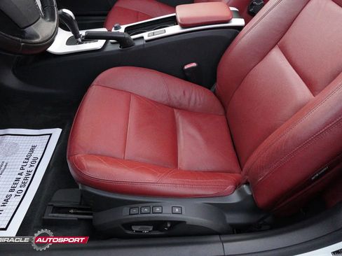 Used 2012 Volvo C70 T5 w/ Dynamic Trim Pkg image 19