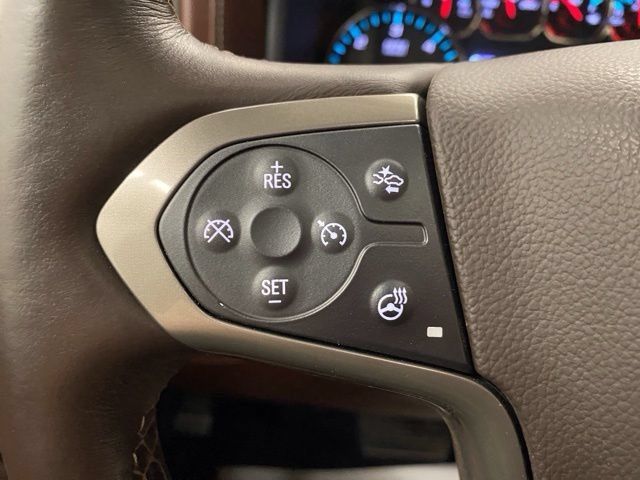 Used 2015 Chevrolet Silverado 1500 High Country w/ High Country Premium Package AWD/4WD image 32