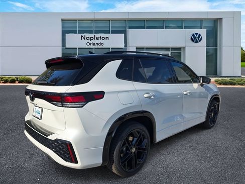 New 2026 Volkswagen Tiguan SE R-Line image 4