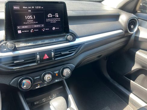Used 2023 Kia Forte LXS w/ LXS Technology Package FWD image 20