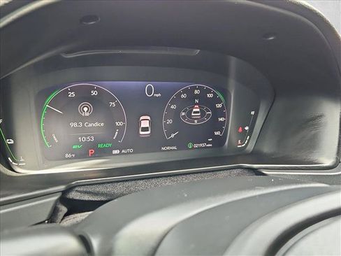 Used 2023 Honda Accord Sport image 11