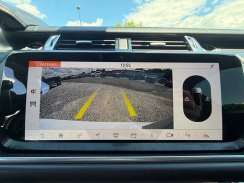 Used 2020 Land Rover Range Rover Sport HST AWD/4WD image 5
