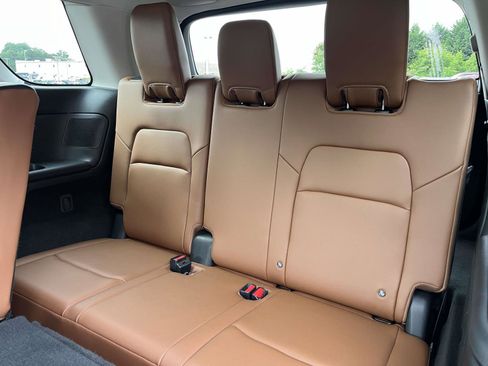 Used 2023 Nissan Pathfinder Platinum w/ Cargo Package FWD image 14
