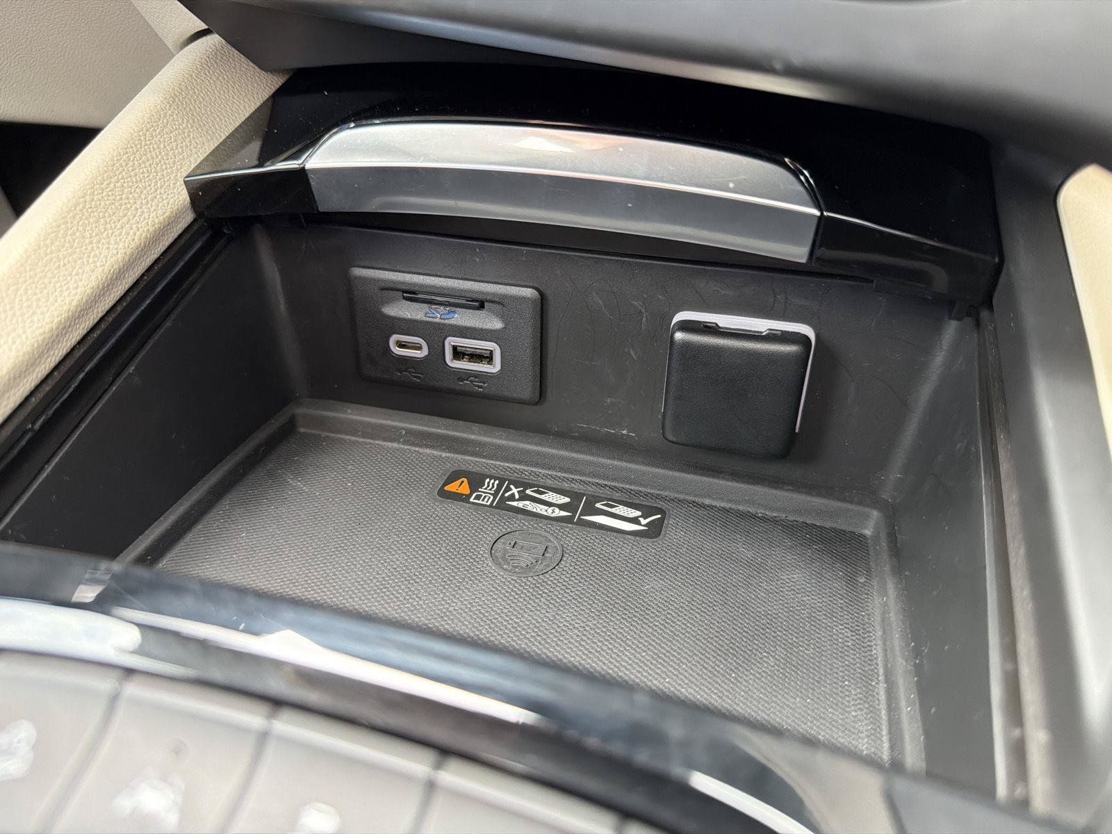 Used 2021 Buick Envision Avenir AWD/4WD image 33