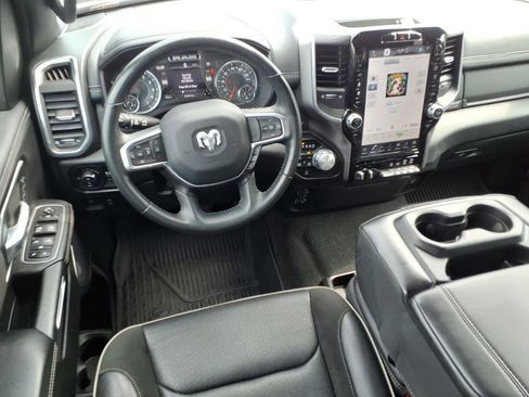 Used 2023 RAM 1500 Laramie AWD/4WD image 12