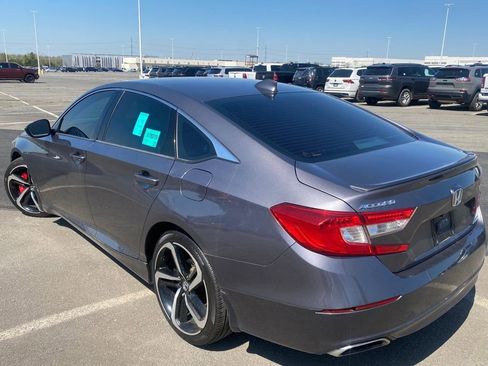 Used 2019 Honda Accord Sport image 3