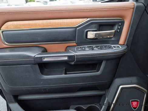 Used 2020 RAM 2500 Limited AWD/4WD image 32