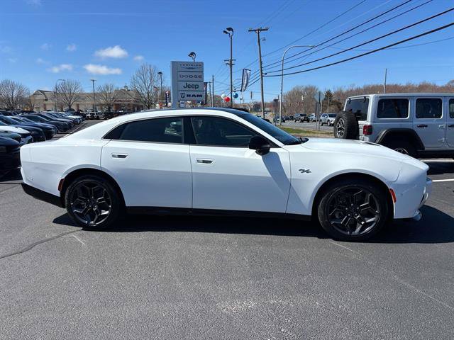 New 2026 Dodge Charger R/T AWD/4WD image 2