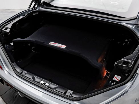 Used 2016 Ferrari California T image 92