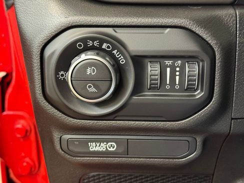 Used 2020 Jeep Gladiator Rubicon image 28