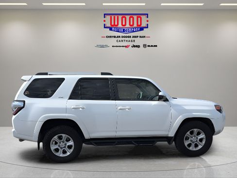 Used 2021 Toyota 4Runner SR5 AWD/4WD image 2
