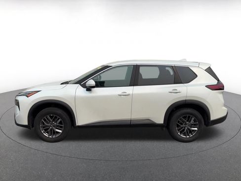 Used 2026 Nissan Rogue SV AWD/4WD image 9