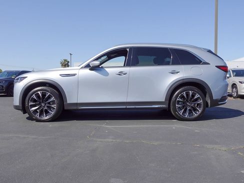Used 2024 MAZDA CX-90 Plug-In Hybrid w/ Premium Plus AWD/4WD image 8