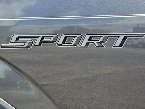 Used 2016 Ford F150 XLT w/ Equipment Group 302A Luxury RWD image 13