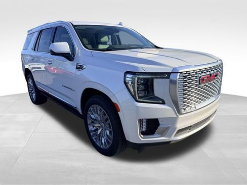 Used 2023 GMC Yukon Denali image 3