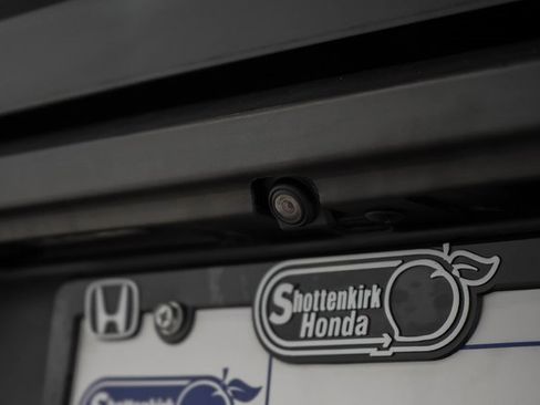 Used 2024 Nissan Pathfinder SV image 11