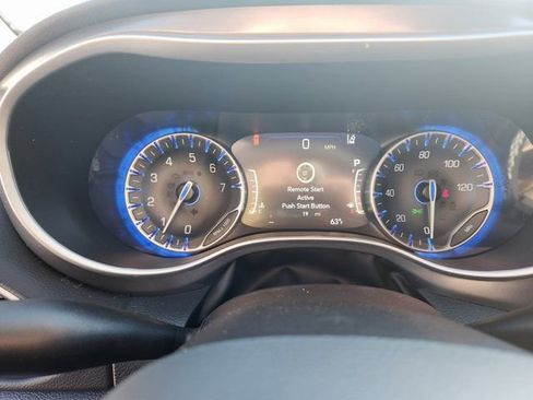 New 2026 Chrysler Voyager LX image 20