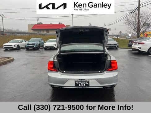 Used 2018 Volvo S90 T6 Inscription w/ Convenience Package image 49