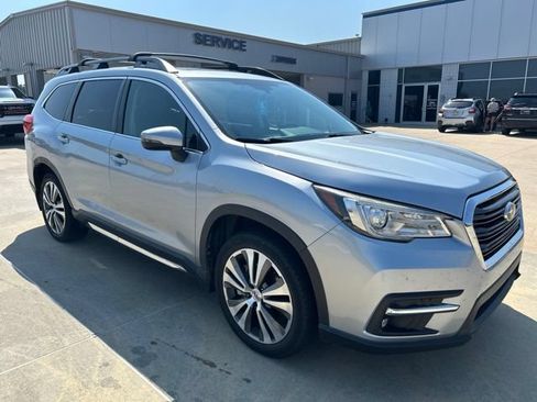 Used 2021 Subaru Ascent Limited w/ Technology Package AWD/4WD image 2
