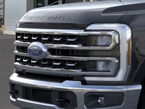 New 2026 Ford F250 Lariat w/ FX4 Off-Road Package AWD/4WD image 17