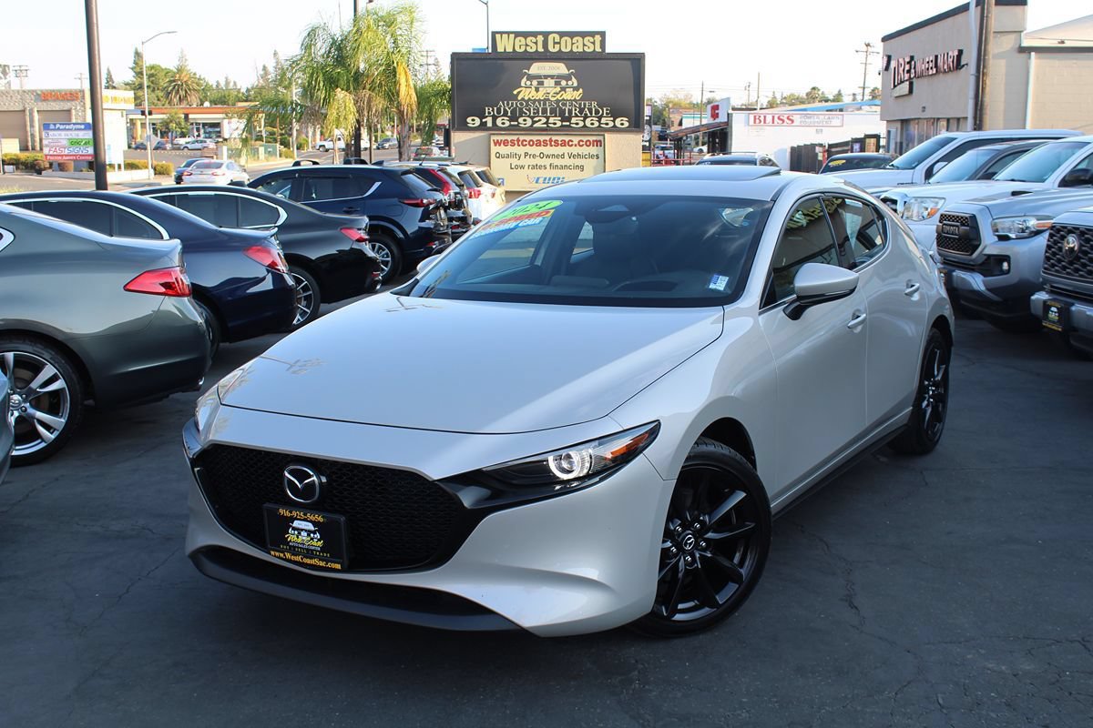 Used 2024 MAZDA MAZDA3 s FWD image 2