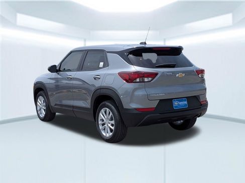 New 2026 Chevrolet TrailBlazer LS w/ LS Convenience Package FWD image 4