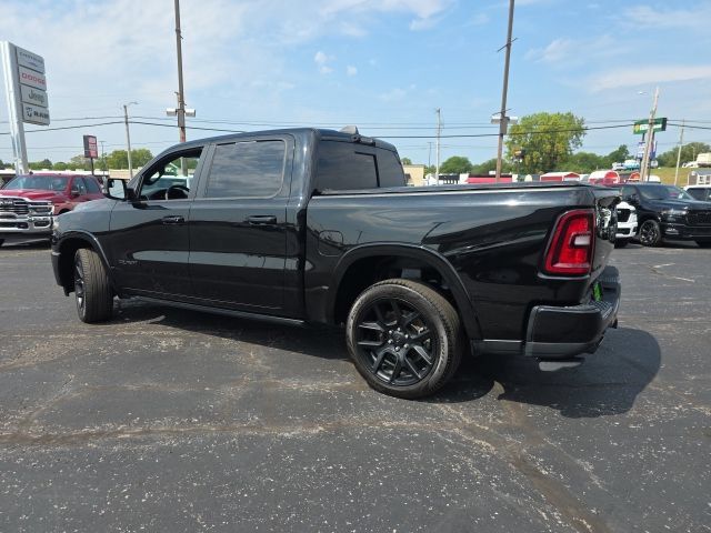 Used 2025 RAM 1500 Laramie w/ Night Edition AWD/4WD image 4