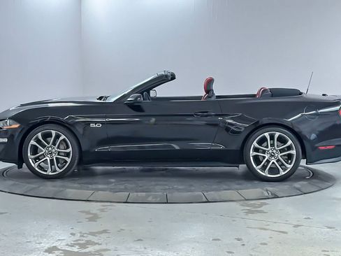Used 2019 Ford Mustang GT Premium w/ Equipment Group 401A RWD image 5