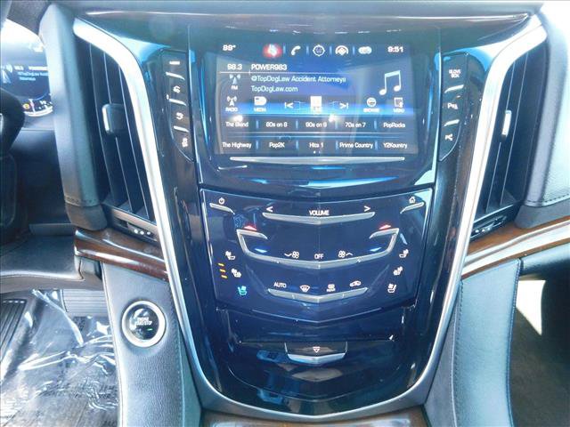 Used 2020 Cadillac Escalade 2WD image 22
