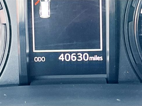 Used 2023 Toyota 4Runner SR5 Premium image 12