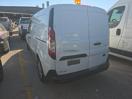 Used 2023 Ford Transit Connect XLT FWD image 4