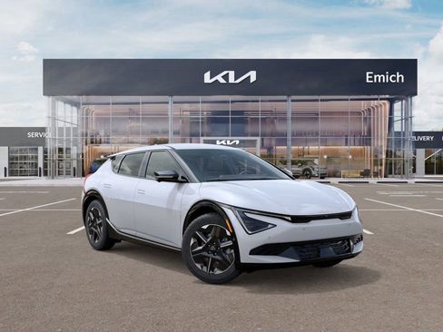 New 2025 Kia EV6 Wind image 11