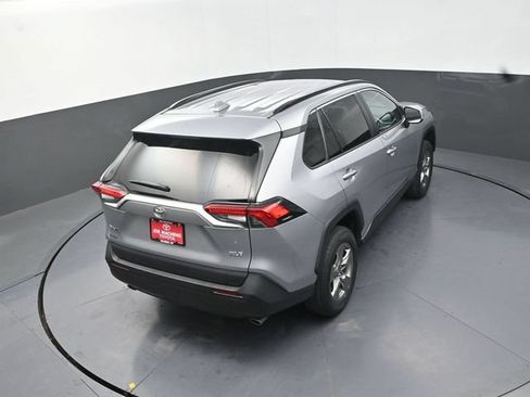 Used 2024 Toyota RAV4 XLE FWD image 29