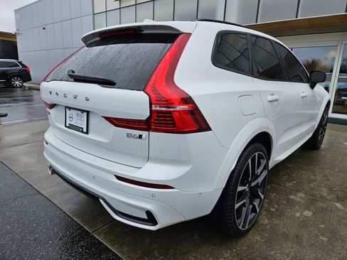 Used 2023 Volvo XC60 B6 Ultimate w/ Climate Package image 5