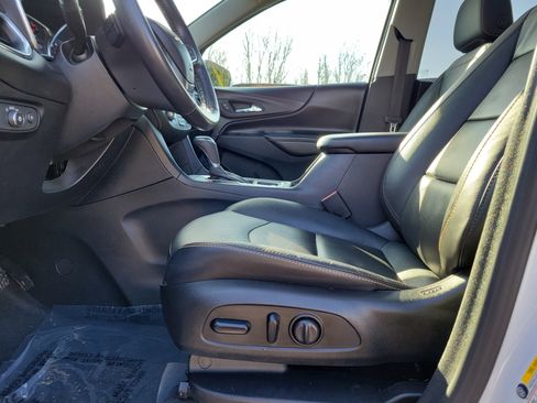 Used 2019 Chevrolet Equinox Premier image 16