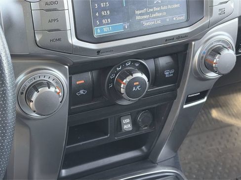 Used 2019 Toyota 4Runner SR5 Premium RWD image 23