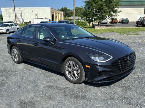 Certified 2023 Hyundai Sonata SEL FWD image 2