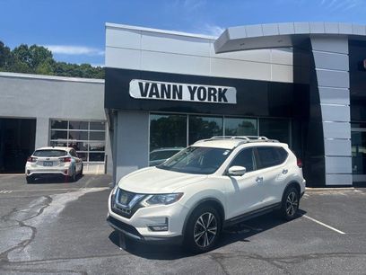 Used 2017 Nissan Rogue SL