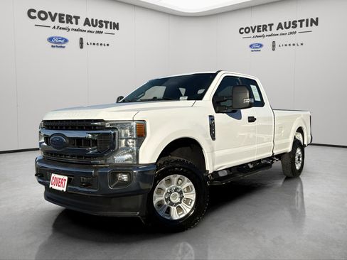 Used 2022 Ford F250 XLT w/ XLT Value Package image 1
