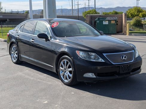 Used 2007 Lexus LS 460 RWD image 7