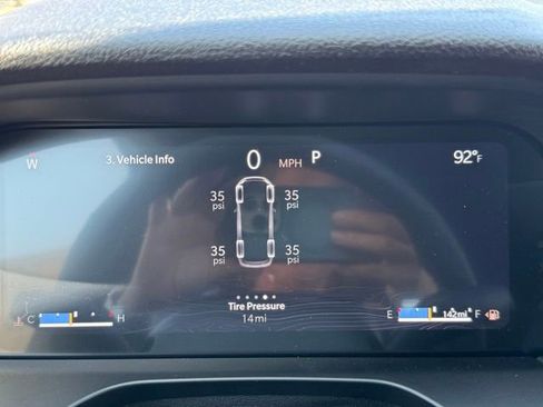 New 2025 Jeep Grand Cherokee L Altitude image 23